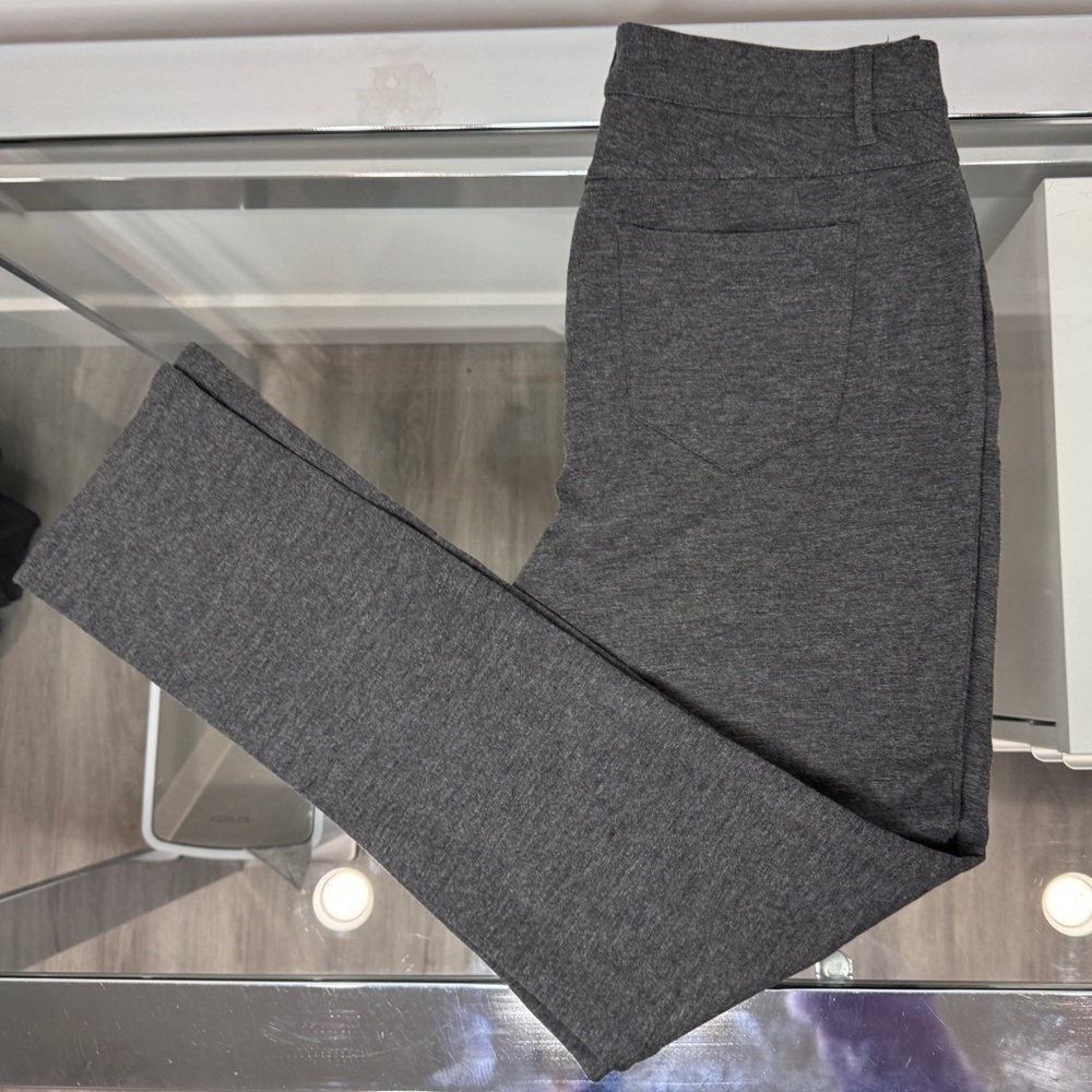 Cato Contemporary Gray Women’s Stretchy Pants (Sz 8)